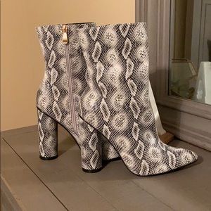 Just fab high ankle snake skin print booties